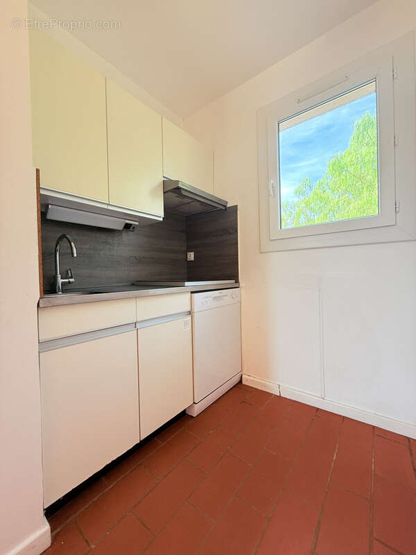 Appartement à LA LONDE-LES-MAURES