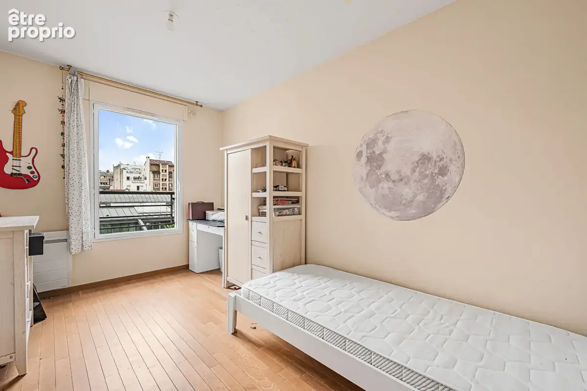 Appartement familial 4 pièces - 92,45 m² avec terrasse, parking et 2 caves - Pernety - photo 6