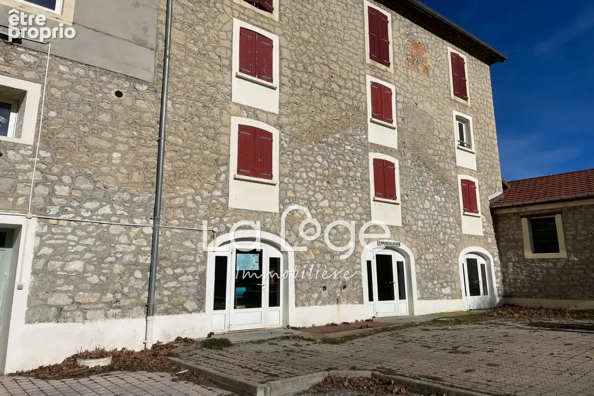 Commerce 1 238 m² à vendre à Aspres-Sur-Buech (05140) - photo 4