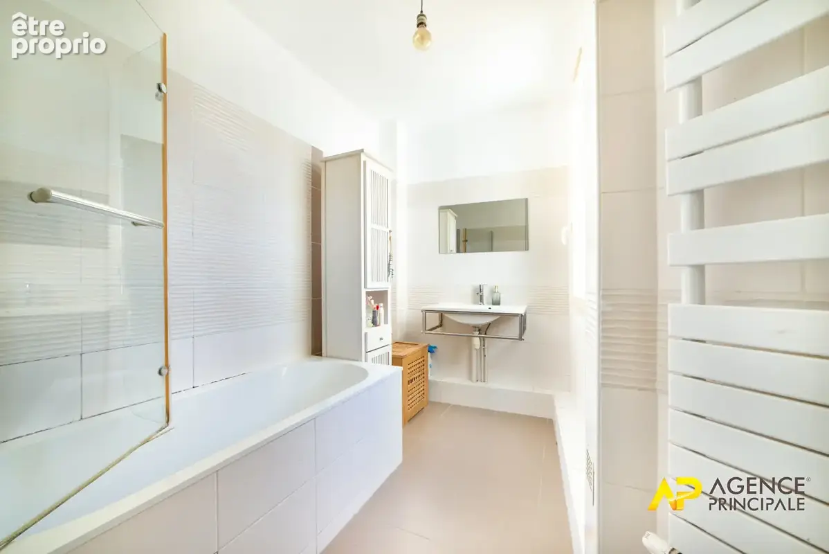 Superbe appartement 5 pièces à vendre à La Garenne-Colombes, 5ème étage, exposition sud - photo 13