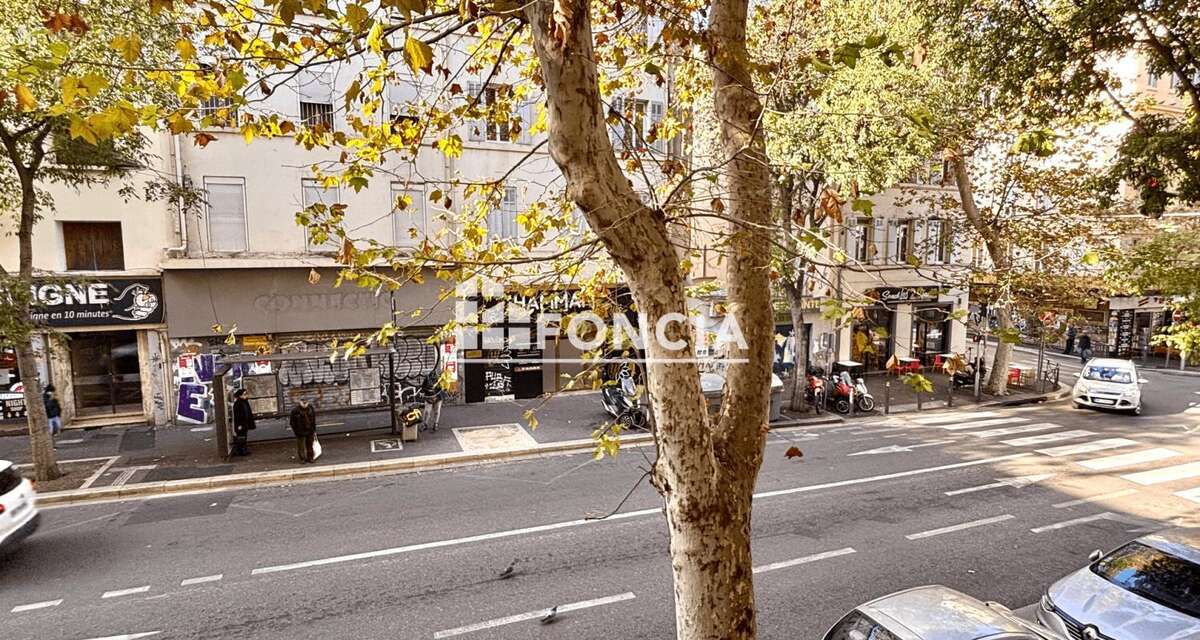 Appartement à MARSEILLE-1E