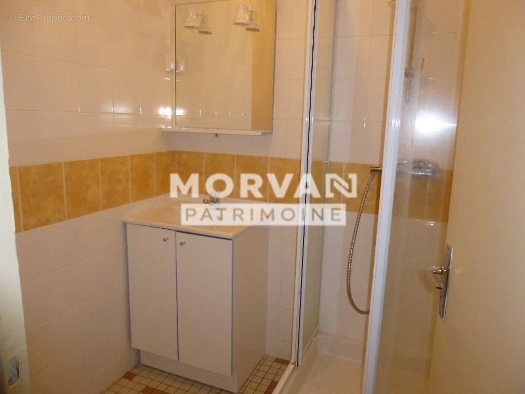 Appartement à MOULINS-ENGILBERT