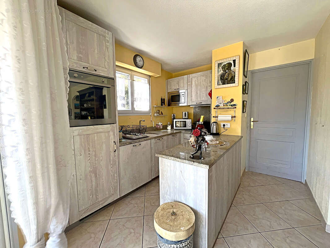 Appartement à SAINT-RAPHAEL