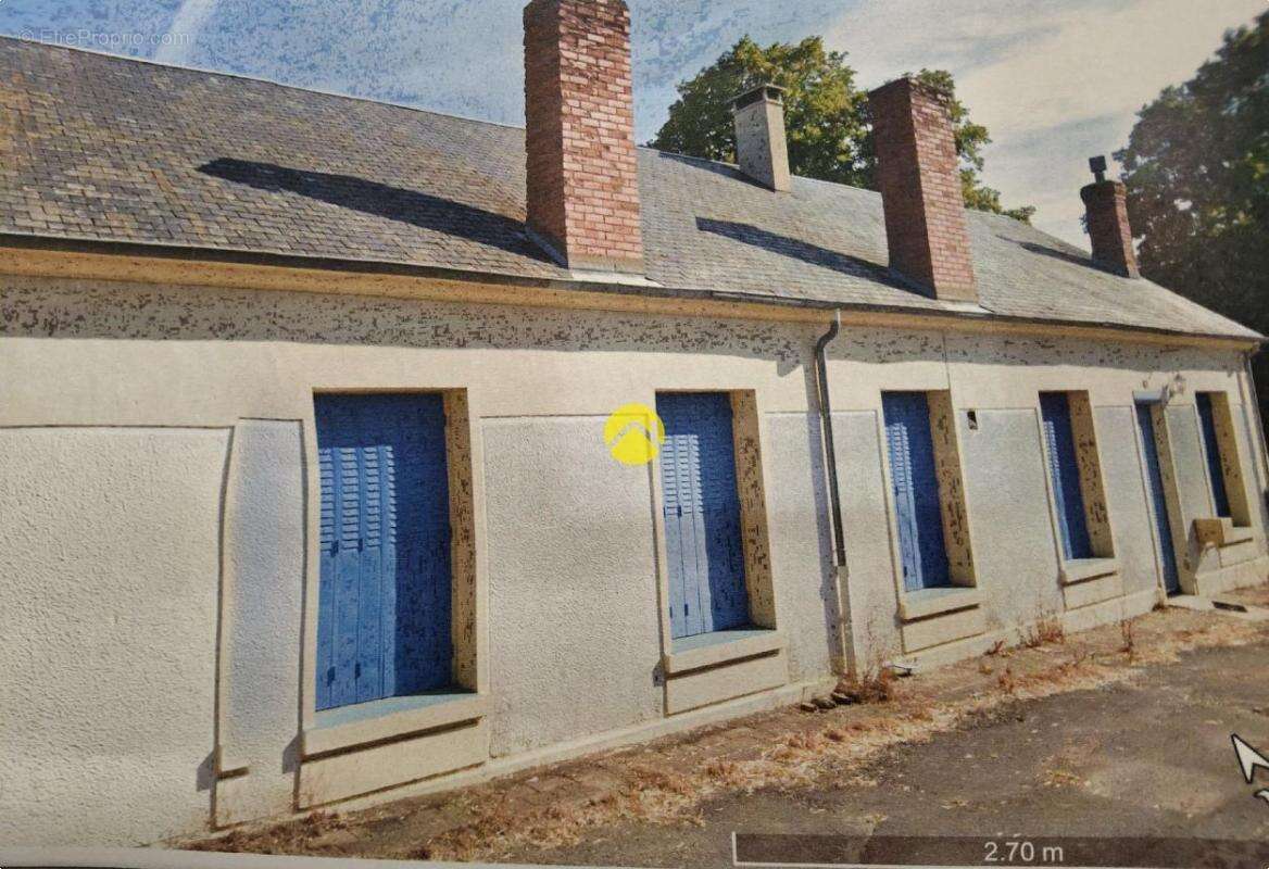 Maison à SAINT-AMAND-MONTROND