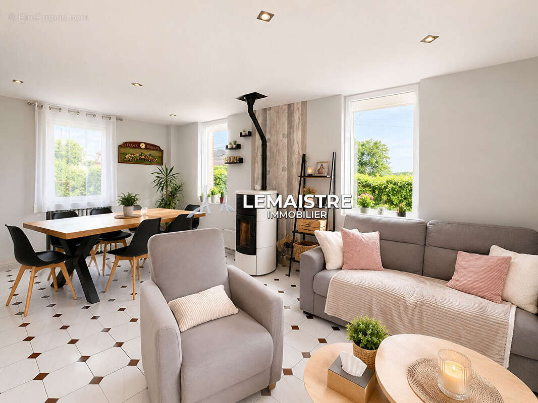 Maison à vendre - Proche Terres de Caux - 5 chambres - DPE D - Grand terrain - Garage 50 m² - photo 2