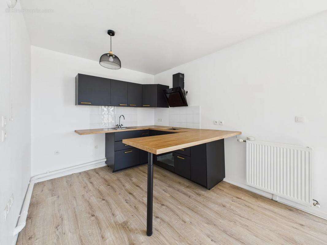 Appartement à PIERREFITTE-SUR-SEINE