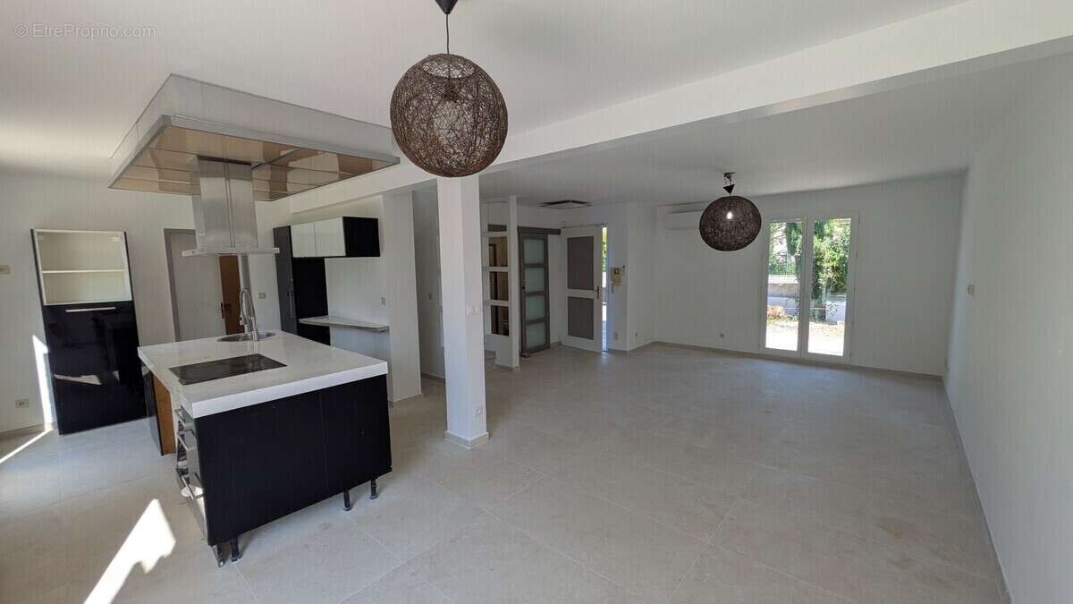 Maison 101 m² à La Ciotat  - photo 5