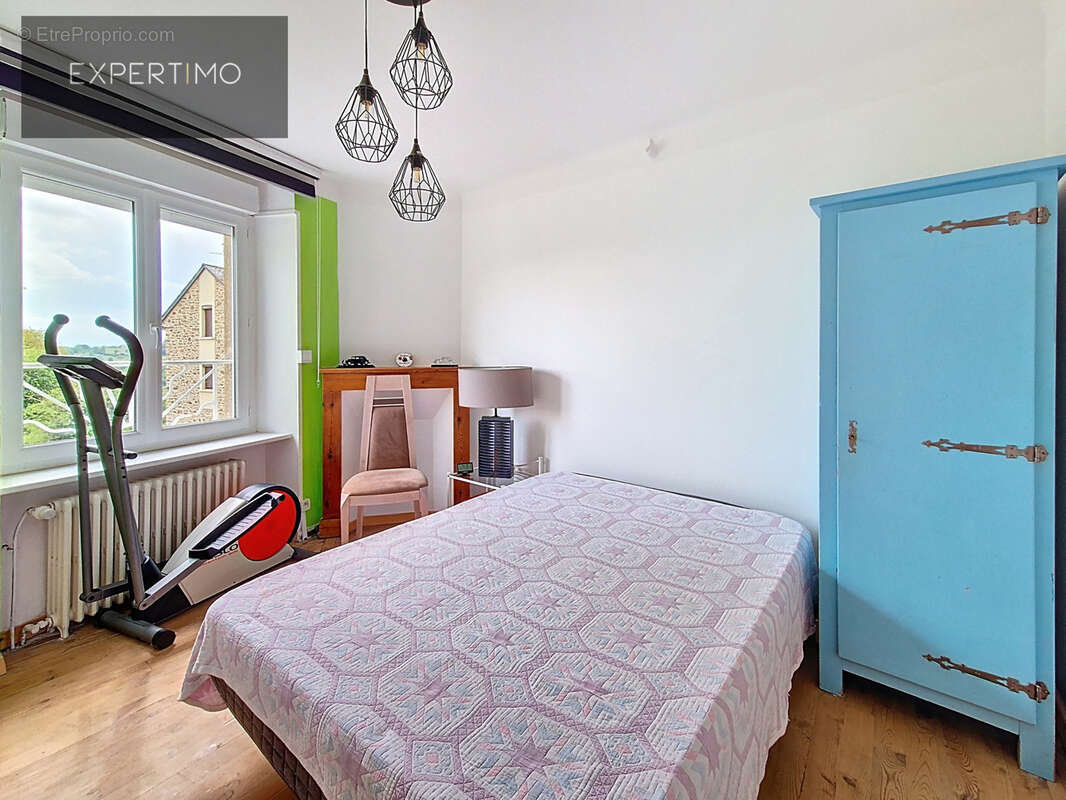 Maison à VILLEFRANCHE-DE-PANAT