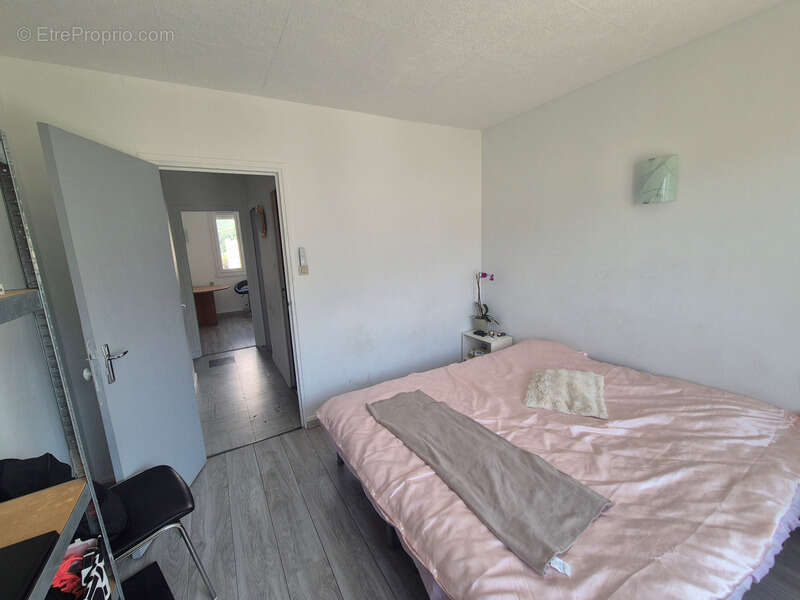 Appartement à LE PONT-DE-CLAIX