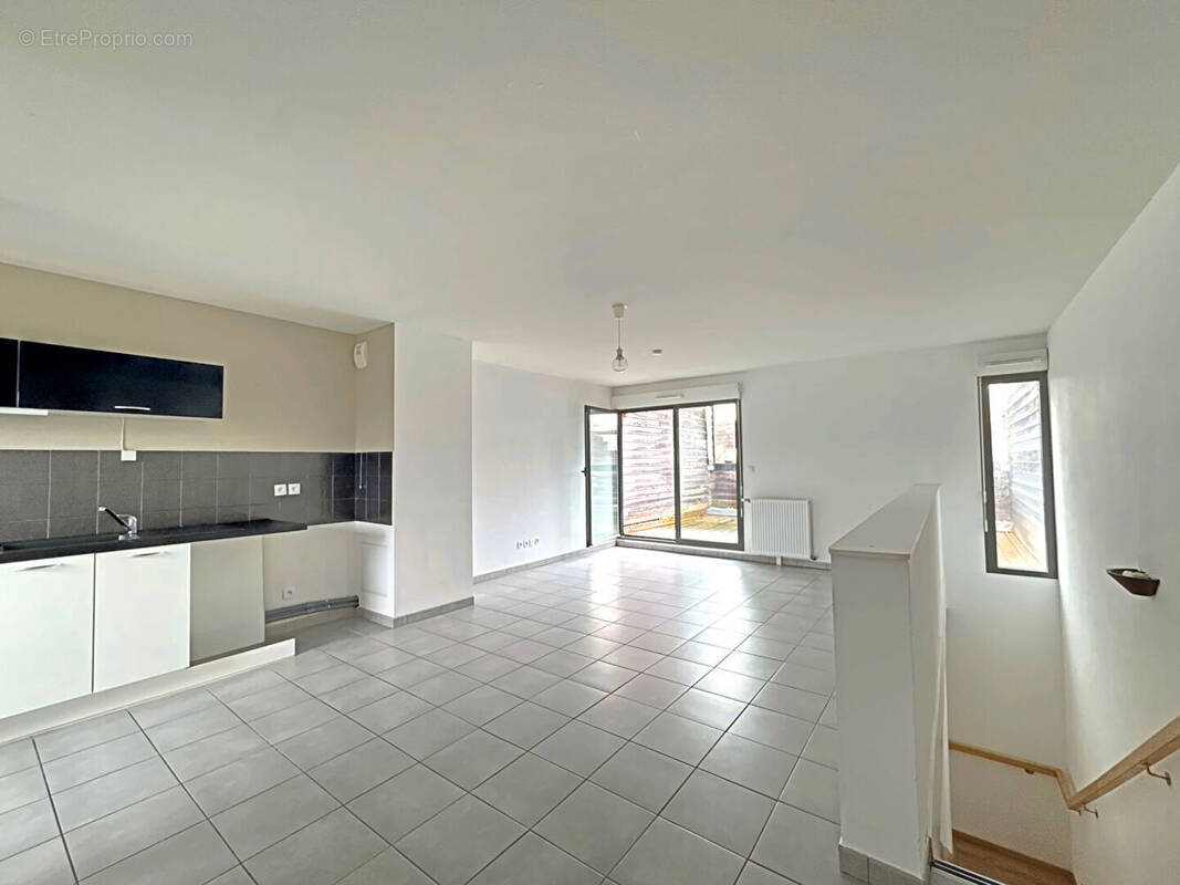 Appartement à CORNEBARRIEU