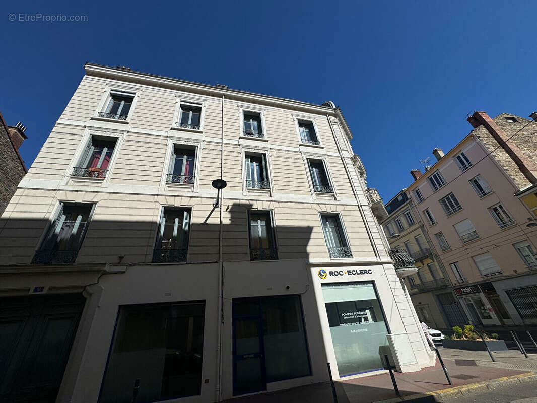 Appartement à SAINT-ETIENNE