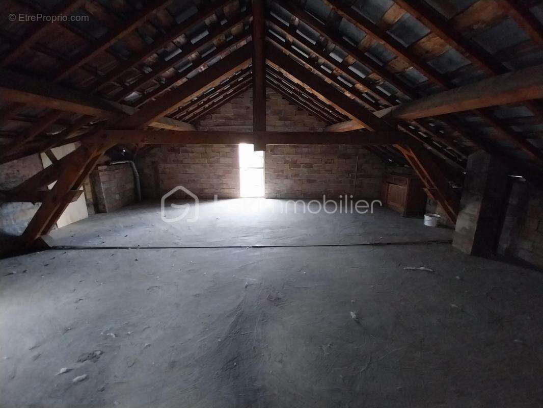 Grande maison avec dépendances + maison à rénover - photo 14
