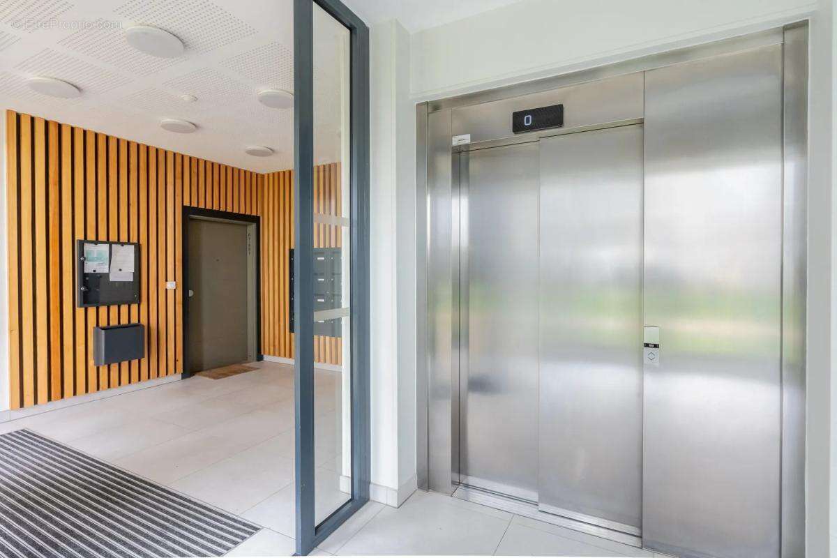 Appartement à BONDY