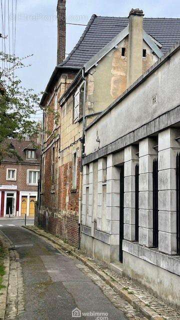 Commerce à NOYON