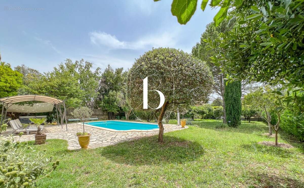 Maison à GOUDARGUES