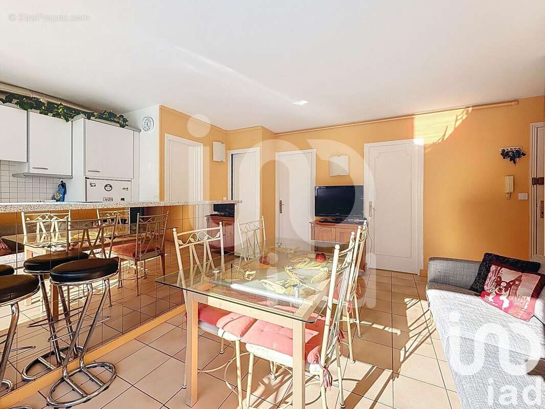 Photo 3 - Appartement à MAISONS-LAFFITTE