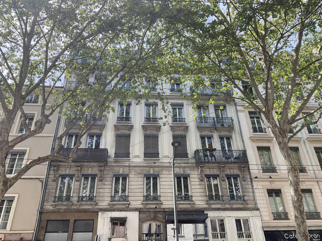 Appartement à LYON-3E
