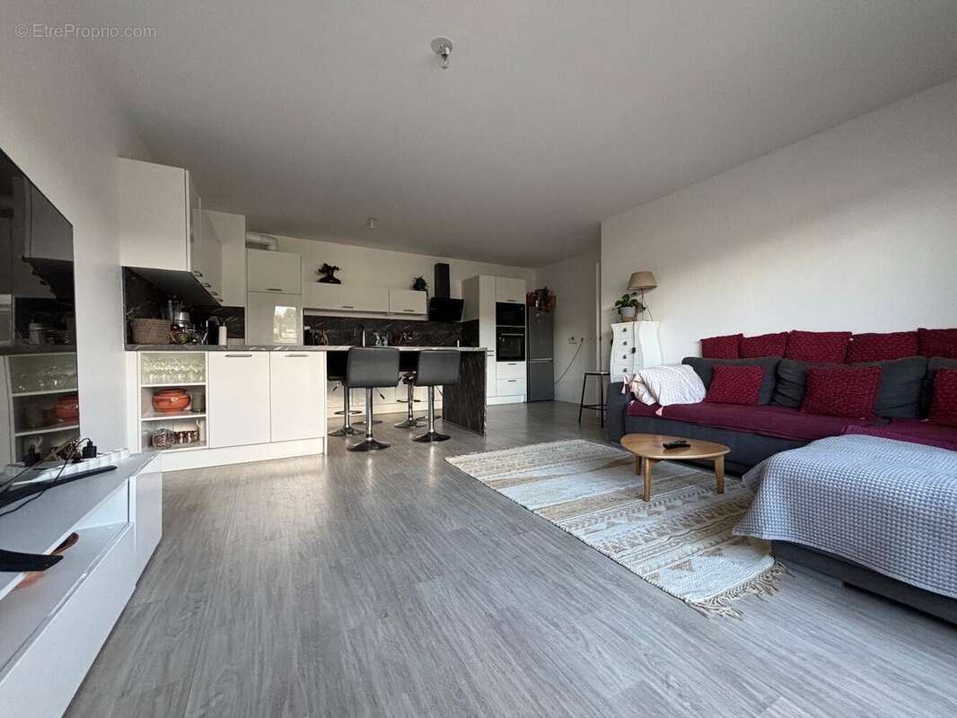 Appartement à CORBEIL-ESSONNES