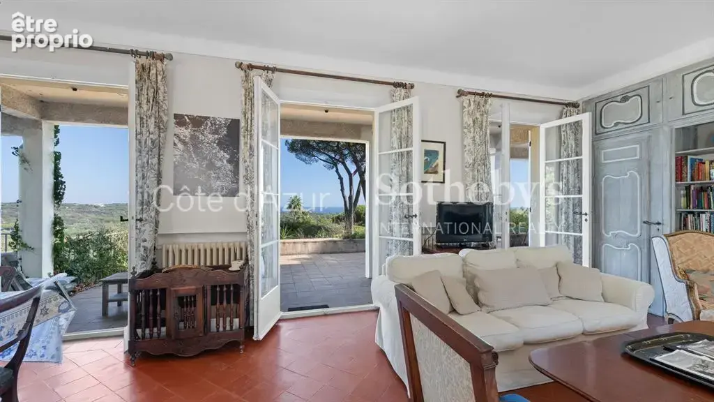 Ramatuelle, propriété à rénover avec vue mer panoramique dans le secteur des Marres - photo 7