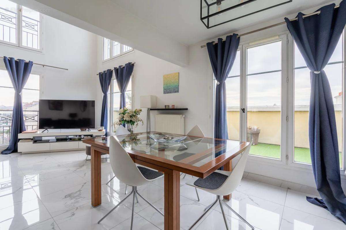 Appartement à MAISONS-ALFORT
