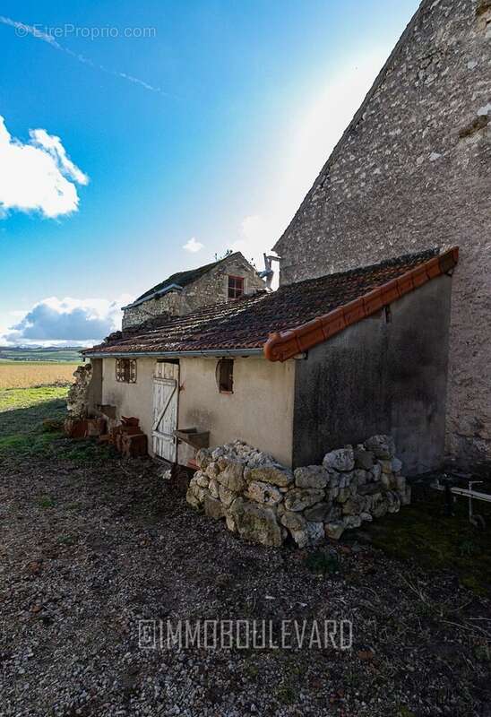 Maison à TAXAT-SENAT