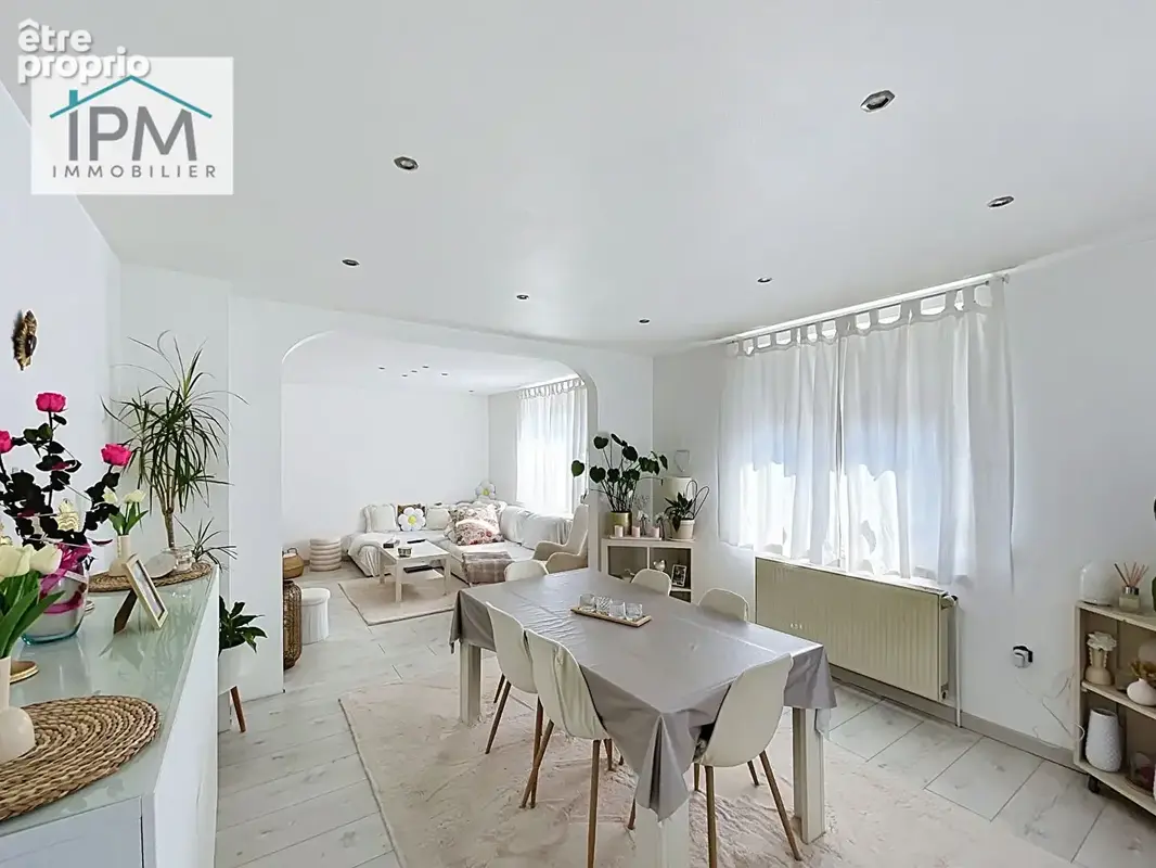 Maison et dépendance aménagée- terrain de 5,32 ares - FEGERSHEIM - photo 2