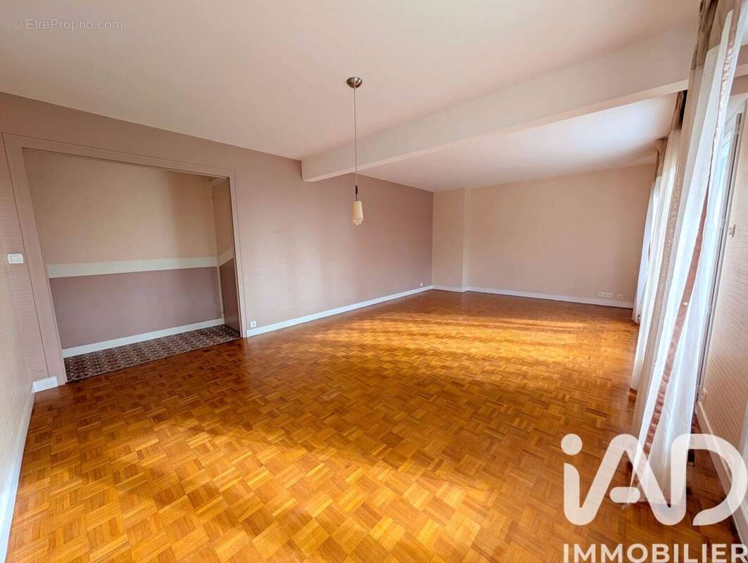 Appartement 93 m² à Saint-Nazaire  - photo 7