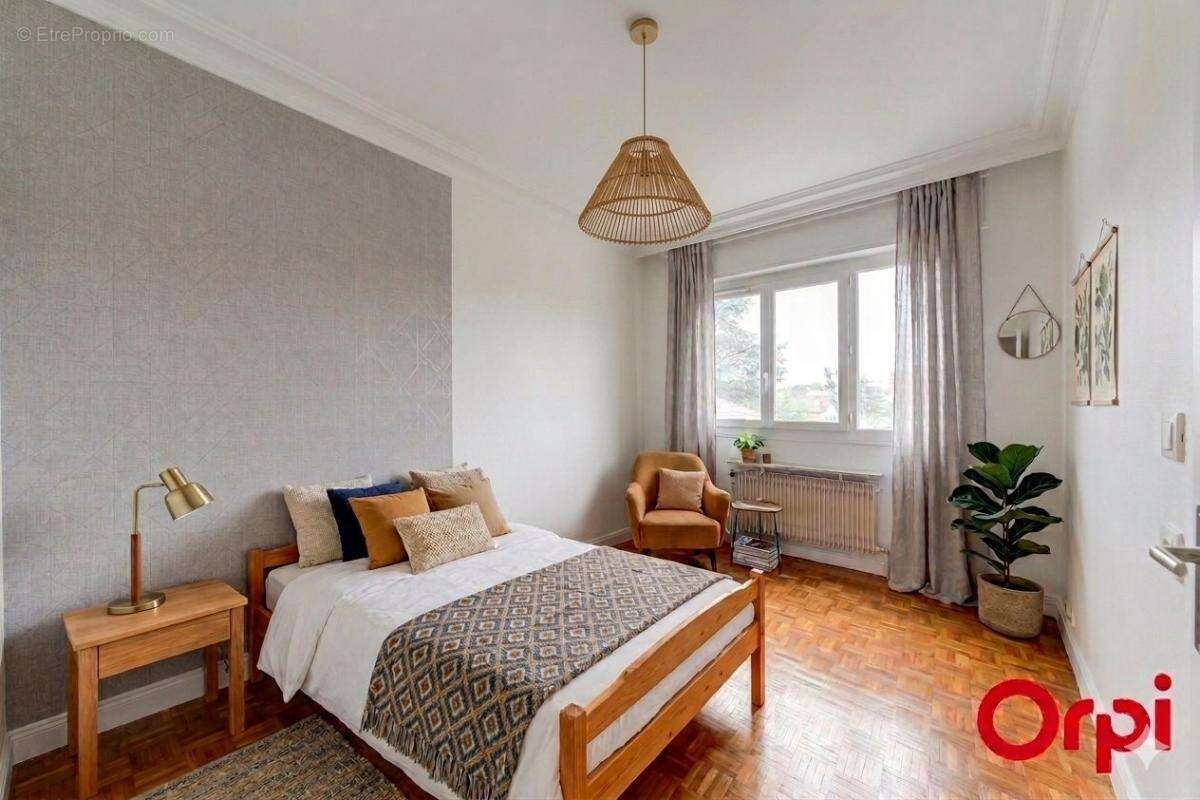 Appartement à CALUIRE-ET-CUIRE