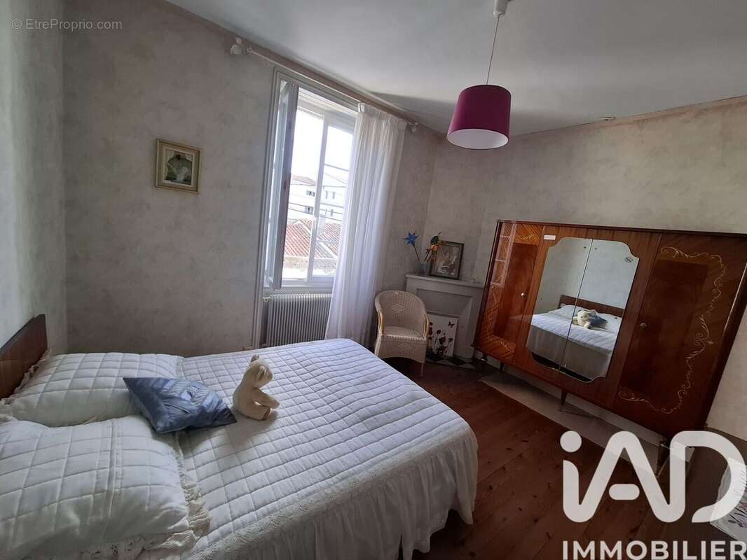 Photo 2 - Maison à COGNAC