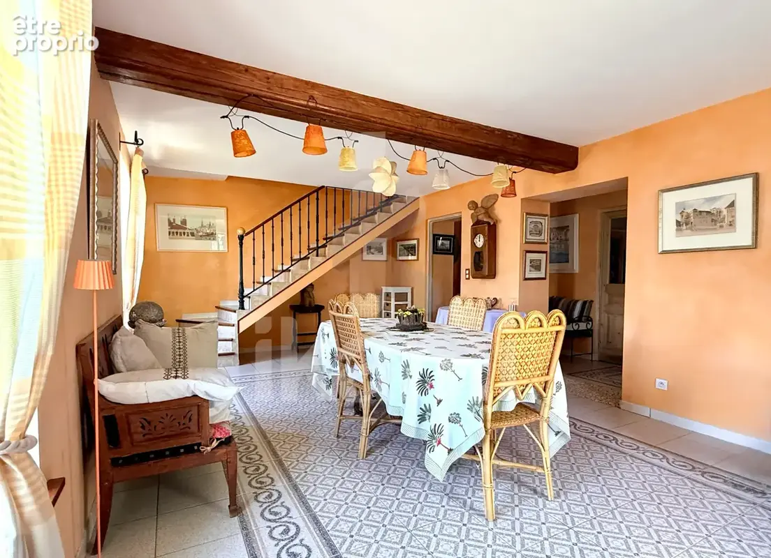 VILLA DE CARACTERE- 314 m2 - Terrain 1305 m2 - photo 5