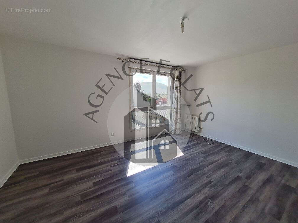 Appartement à MONTEVRAIN