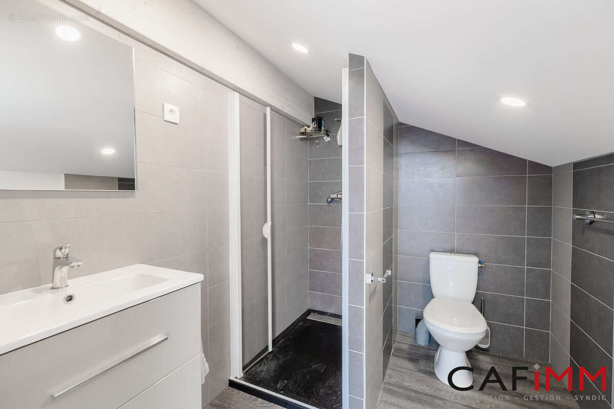 Maison à VILLEURBANNE