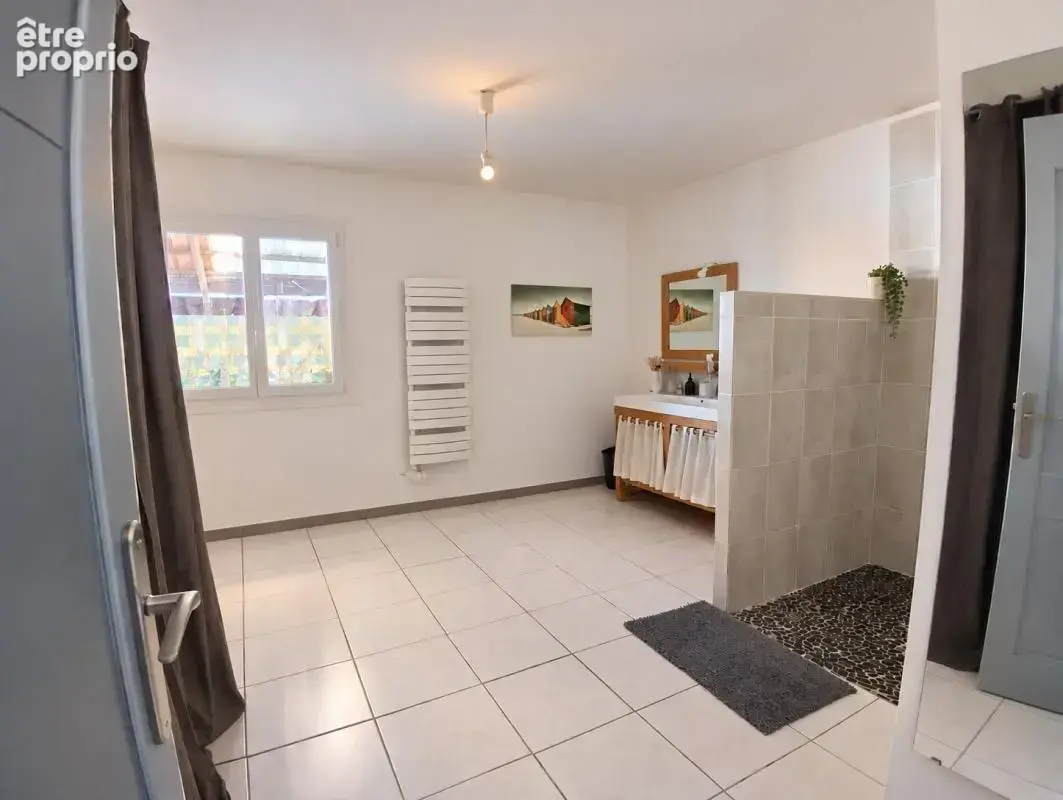 Maison 4 chambres proche commodités   Roumazières-Loubert - photo 9