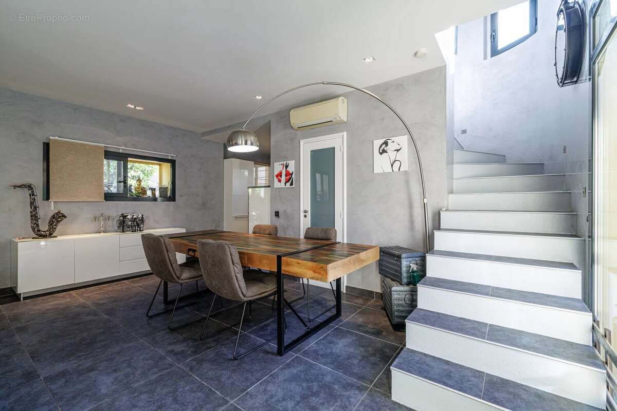 Maison à SAINT-JEAN-CAP-FERRAT