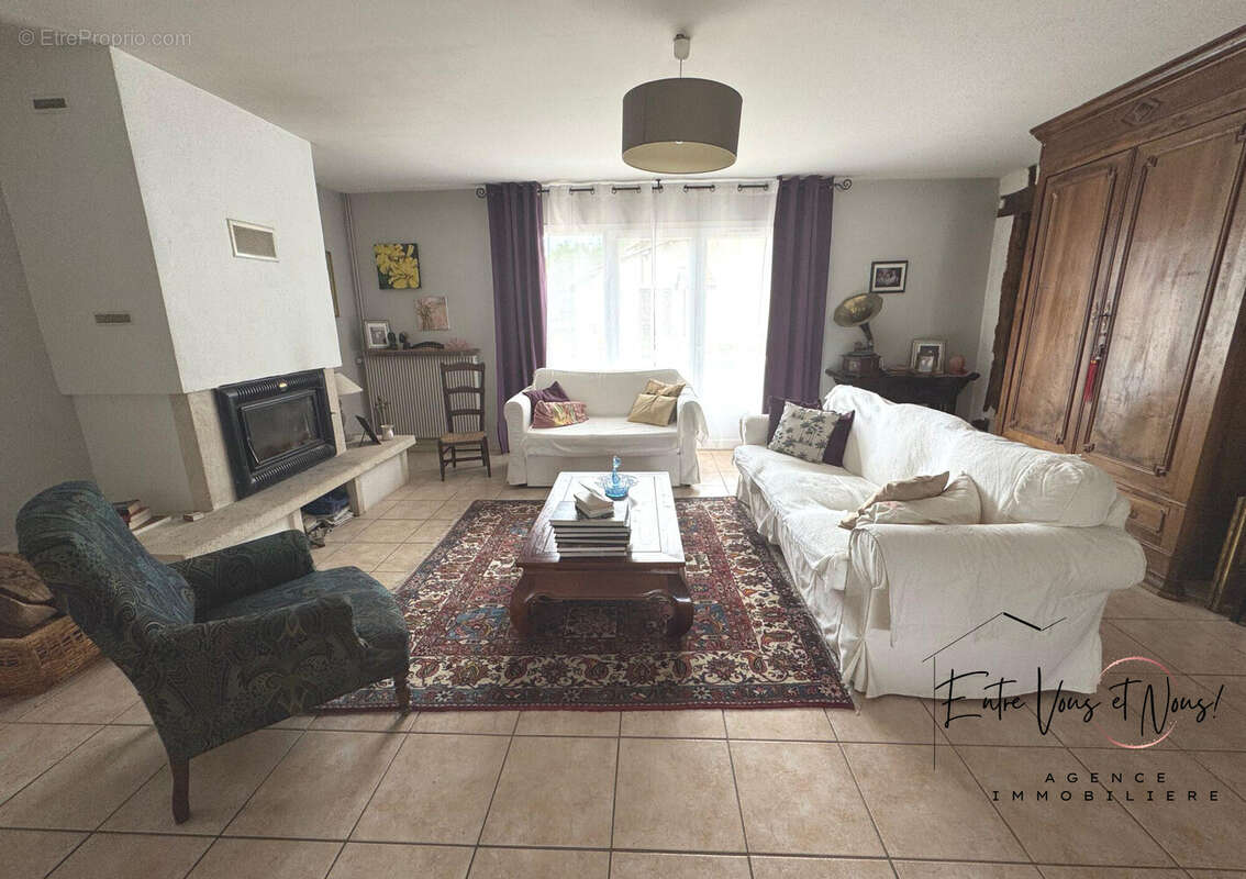 SALON 1 - Maison à BAZAS