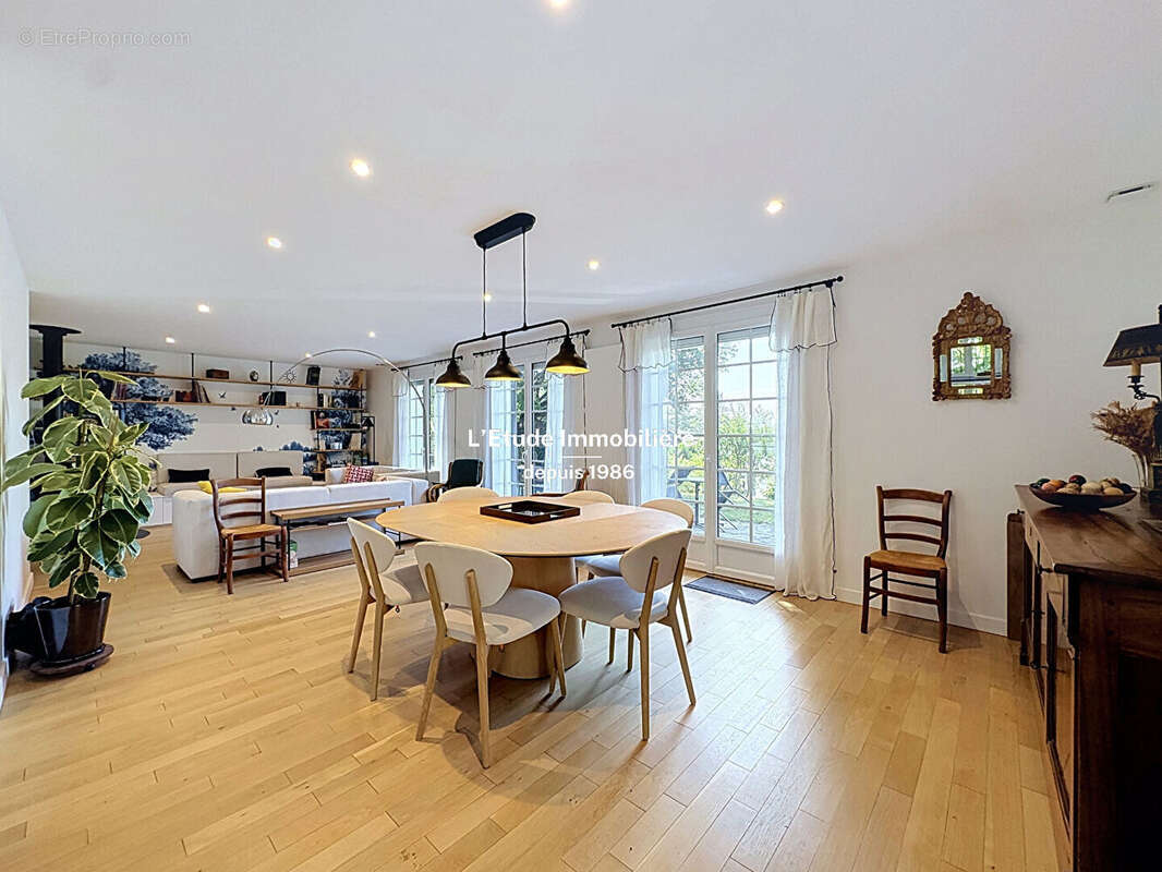 A vendre maison caluire 256 m² utiles proximite commerces et transports - photo 3