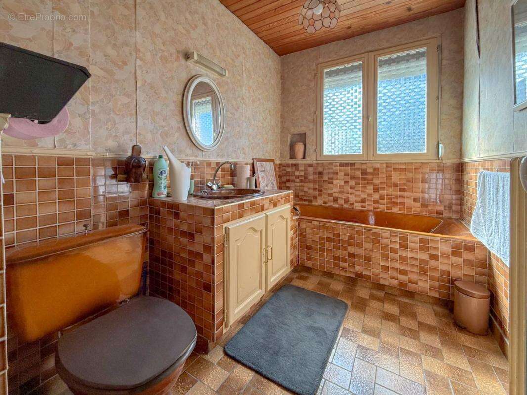 Maison à FACHES-THUMESNIL