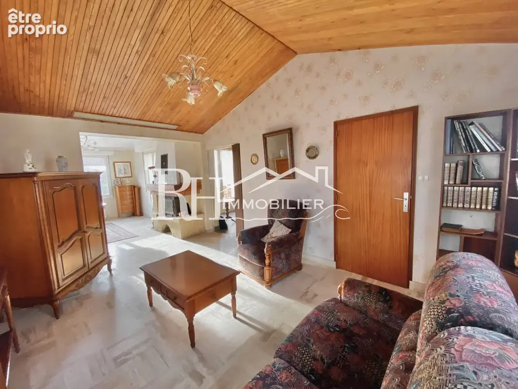 Maison sur 1320m2 de terrain - photo 2
