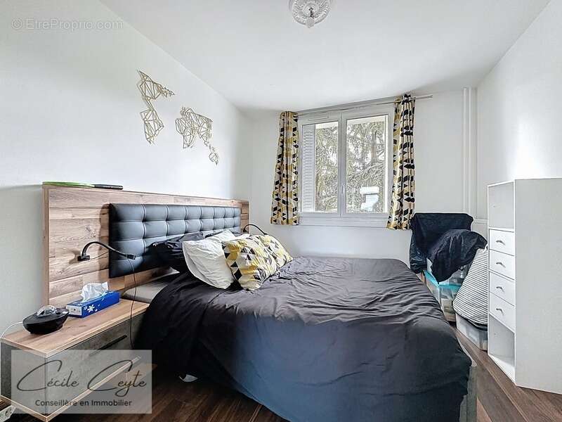 Appartement à SAINT-MARTIN-D'HERES