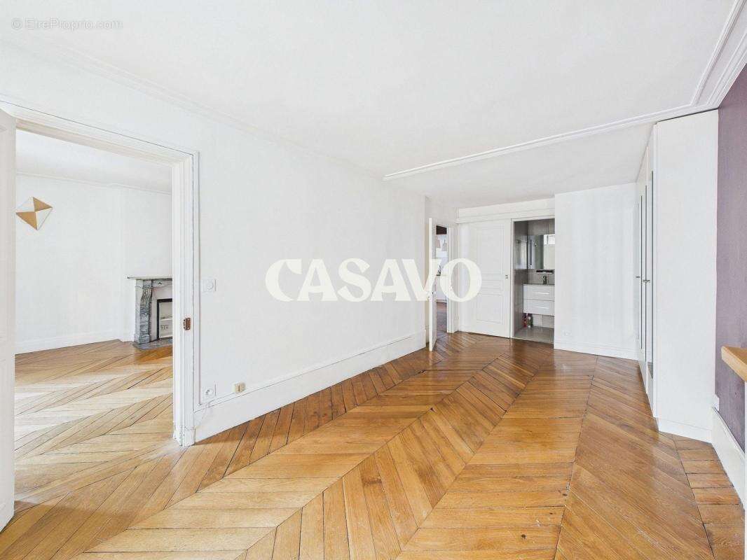 Appartement à PARIS-4E