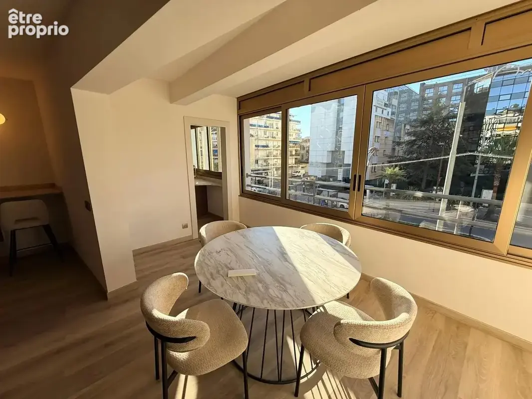 Cannes Carnot, beau 3 p rénové avec cave - photo 3