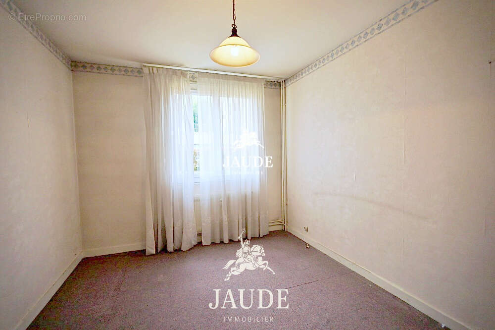 Appartement T4 de 87 m2 avec balcon, cave et garage   Clermont-Ferrand - photo 10