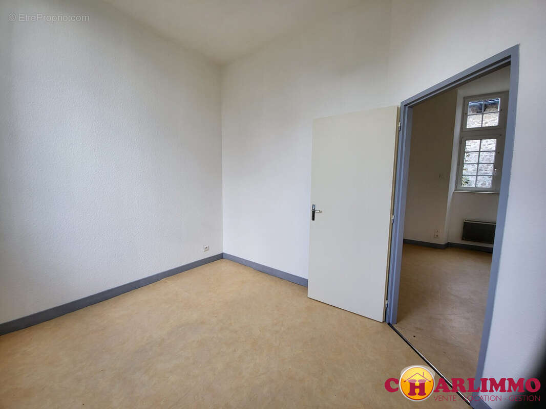 Appartement à SAINT-JUNIEN