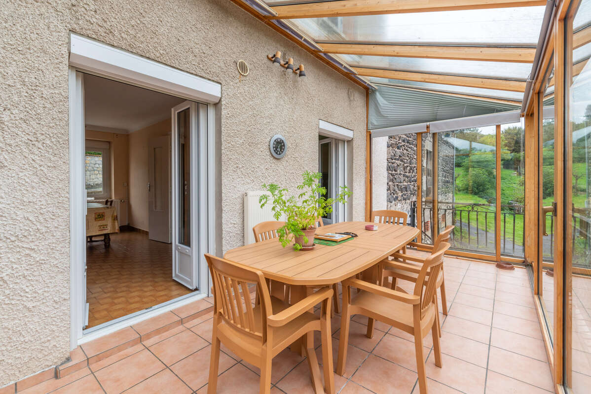 Maison à ESPALY-SAINT-MARCEL