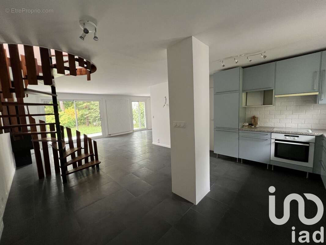 Photo 3 - Maison à L'ISLE-ADAM