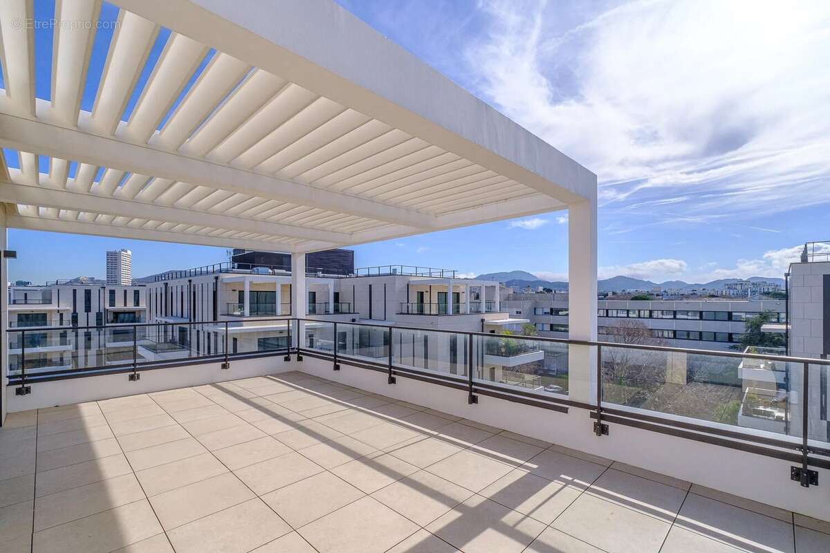 Appartement à MARSEILLE-8E