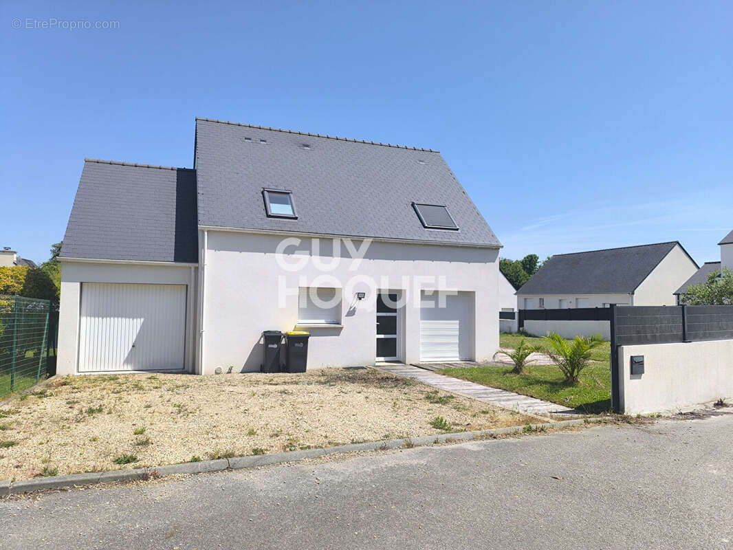 Maison à LOCMARIA-GRAND-CHAMP