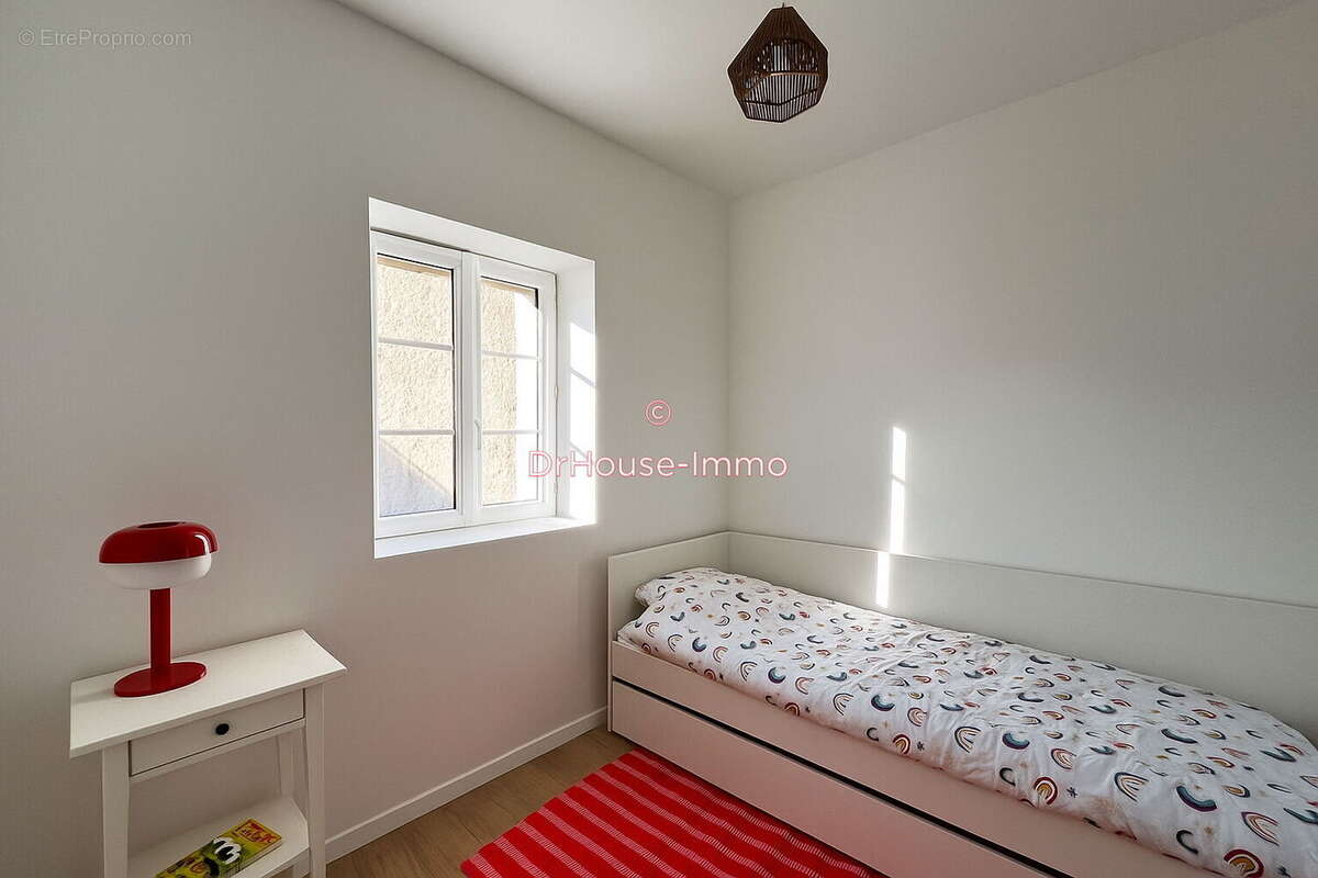 Maison à FONTENAY-PRES-VEZELAY