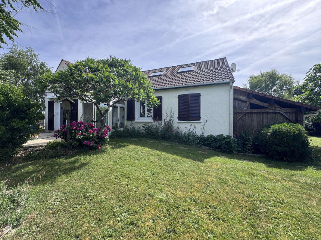 Maison à EZY-SUR-EURE