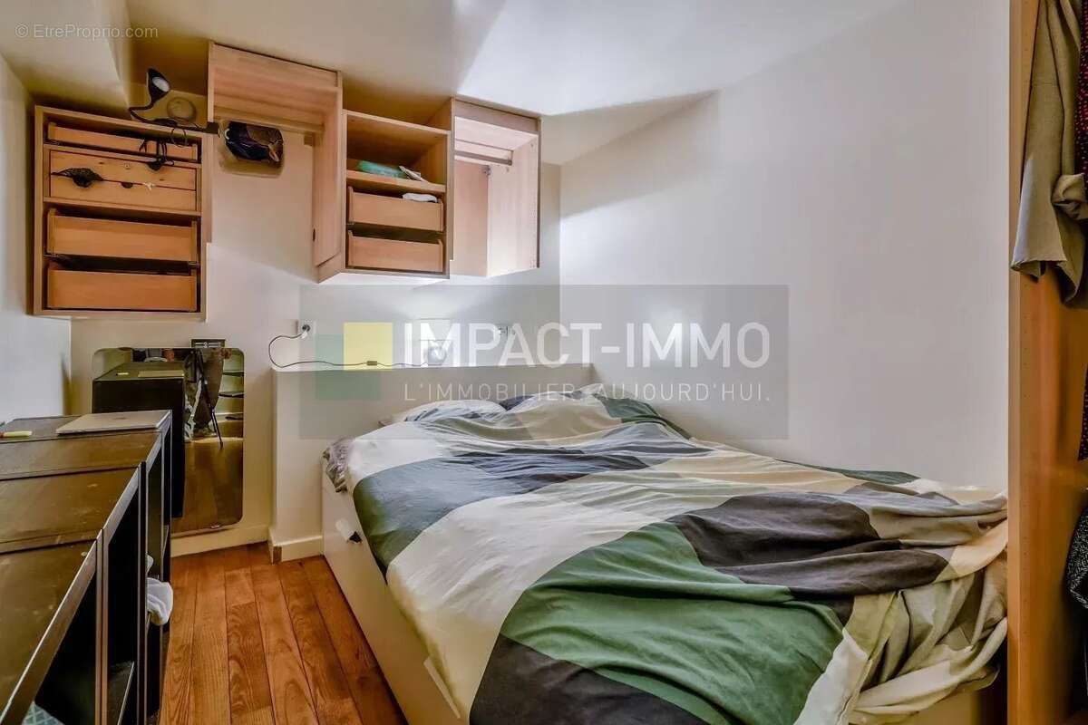 Appartement à PARIS-18E